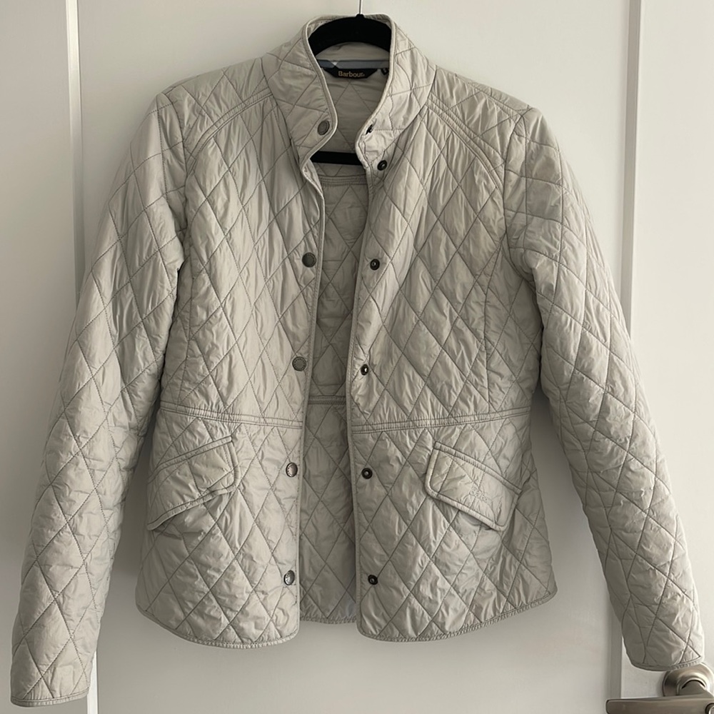 Barbour Quilted Jacket in Light Gray